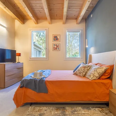 Guesthost - Oasis Of The Knight * 费拉拉